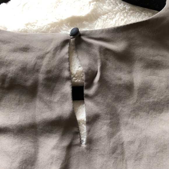 Teenflo Silk Top - Picture 3 of 3